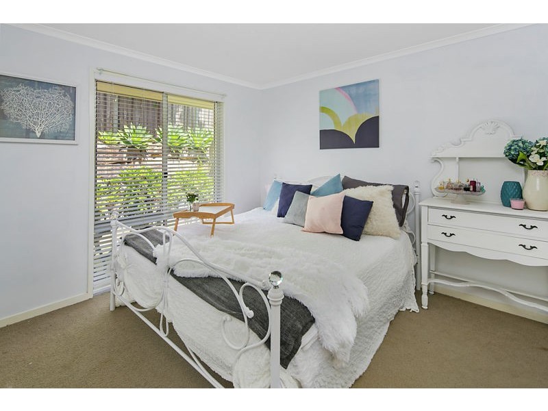 2 Valencia Springs Drive, Redland Bay QLD 4165