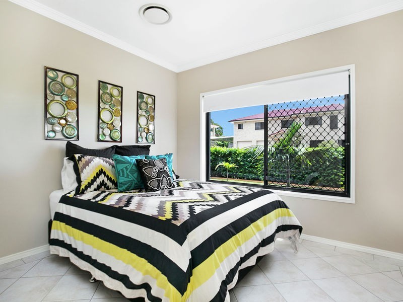 2 Baylink Drive, Redland Bay QLD 4165