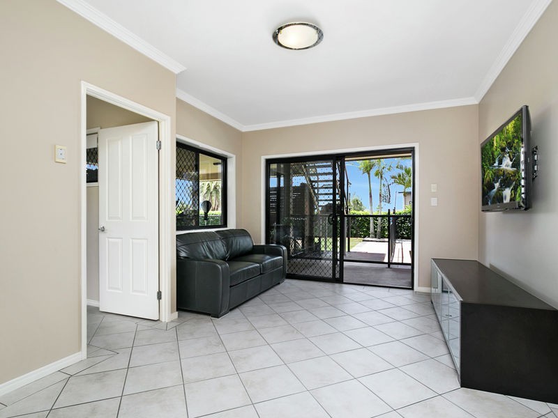 2 Baylink Drive, Redland Bay QLD 4165