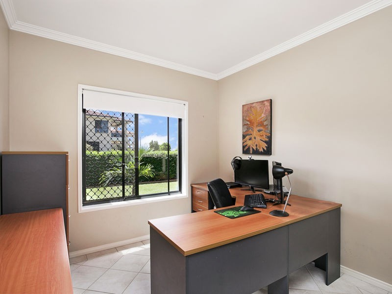 2 Baylink Drive, Redland Bay QLD 4165