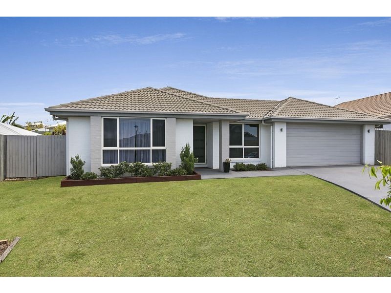 12 Forrest Street, Redland Bay QLD 4165