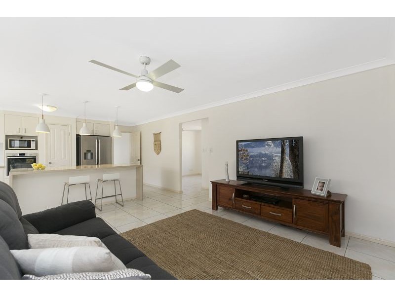 12 Forrest Street, Redland Bay QLD 4165