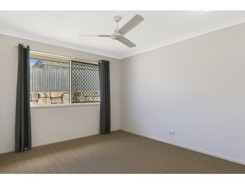 12 Forrest Street, Redland Bay QLD 4165