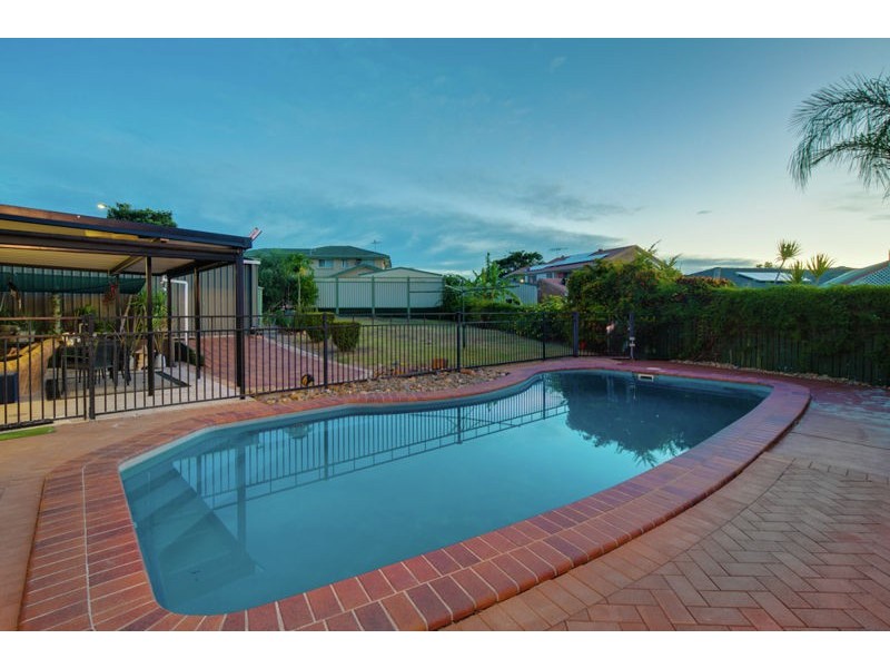 5 Osmond Court, Alexandra Hills QLD 4161