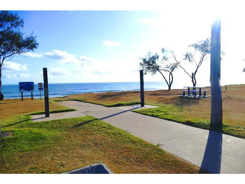 5 Pacific Boulevard, Moore Park Beach QLD 4670