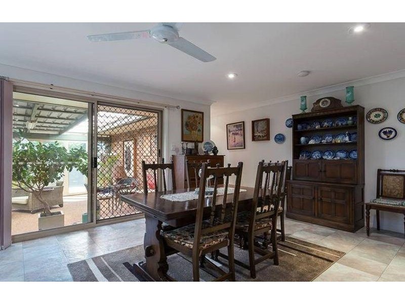 2 Nottingham Drive, Victoria Point QLD 4165