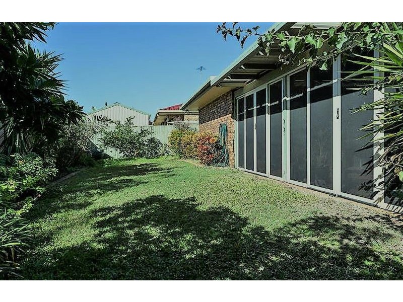 2 Nottingham Drive, Victoria Point QLD 4165