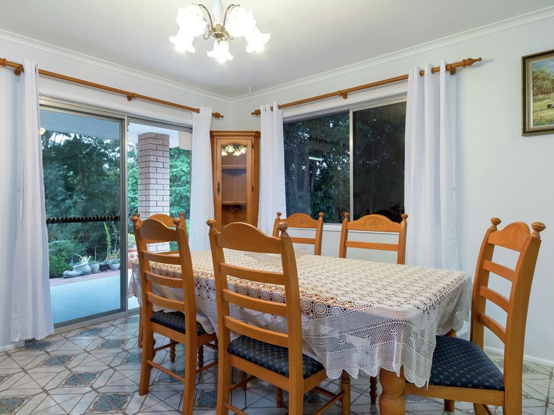 28 Henderson Road, Sheldon QLD 4157