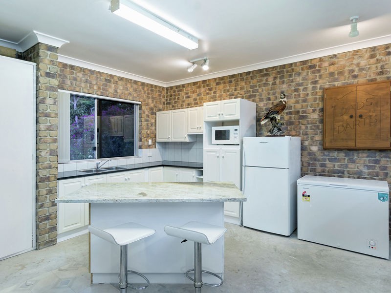 28 Henderson Road, Sheldon QLD 4157