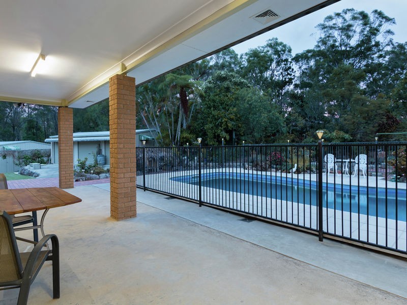 28 Henderson Road, Sheldon QLD 4157