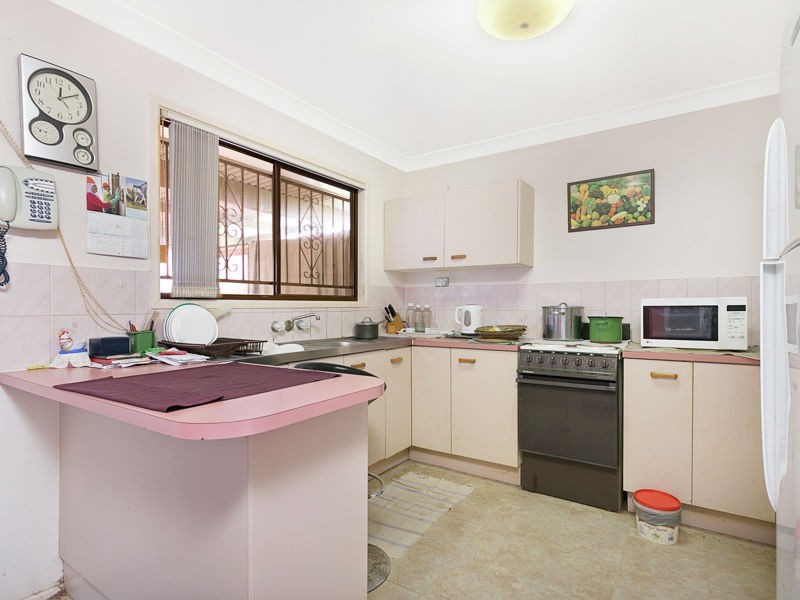 8A HOLLY ROAD, Victoria Point QLD 4165