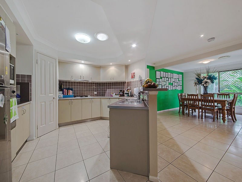 2 Dasen street, Thornlands QLD 4164