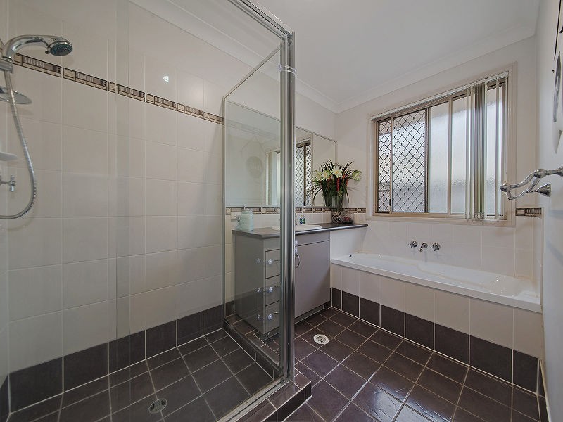 2 Dasen street, Thornlands QLD 4164