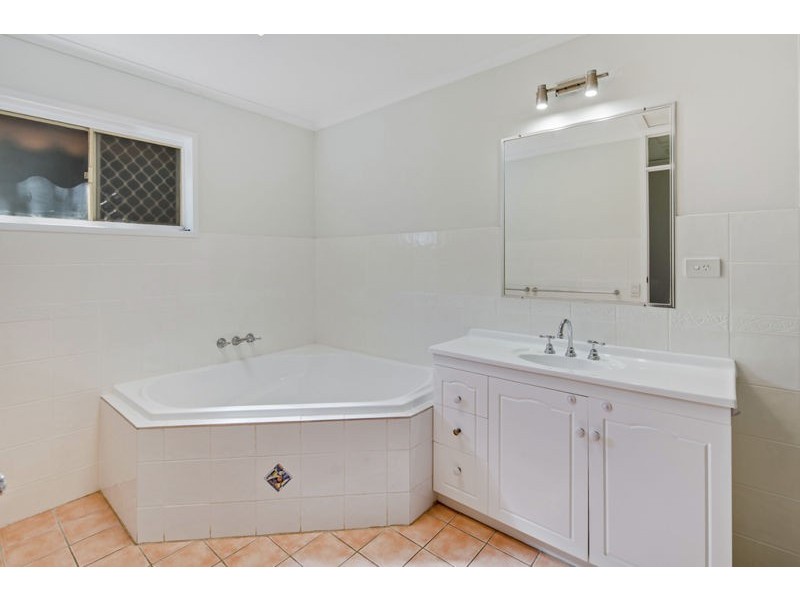 384 Birkdale road, Wellington Point QLD 4160