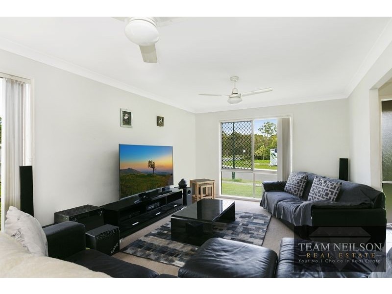 82 Brookvale Drive, Victoria Point QLD 4165