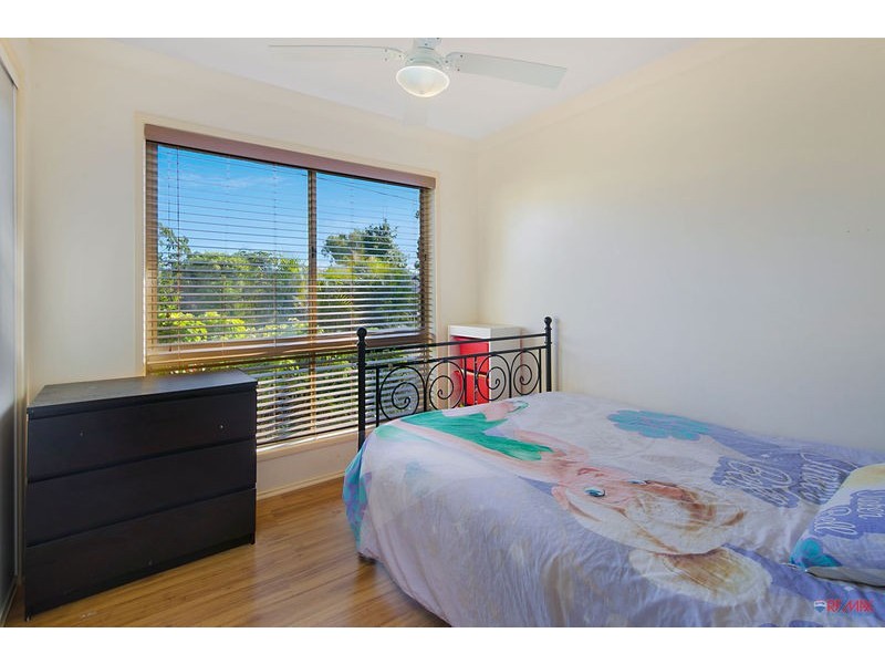 1 Morden Street, Birkdale QLD 4159