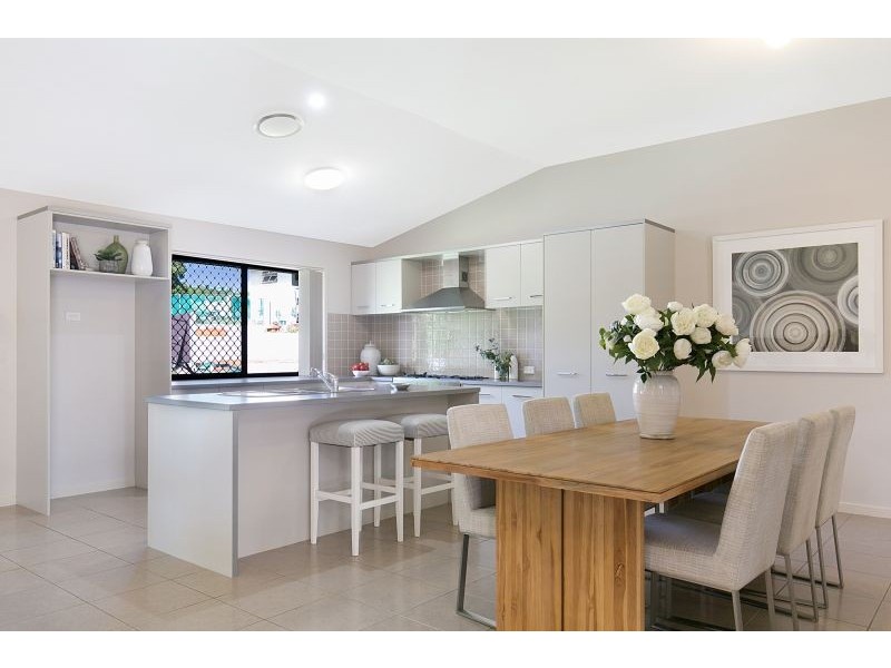 6 Truscot Place, Thornlands QLD 4164