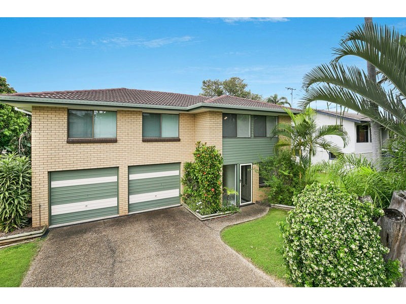 13 Station Street, Wellington Point QLD 4160