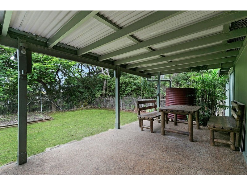 13 Station Street, Wellington Point QLD 4160