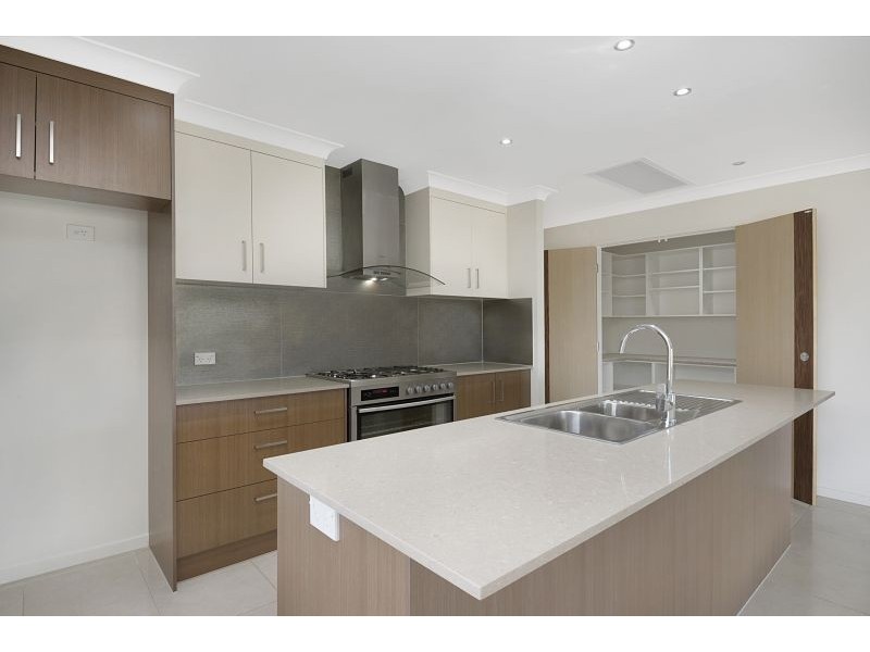 33 Sarsenet Circuit, Mount Cotton QLD 4165