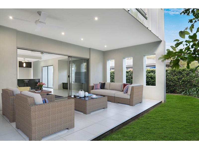7B Bream Place, Redland Bay QLD 4165