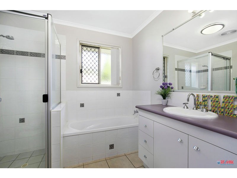 Unit 9 8 Zahner Place, Manly West QLD 4179