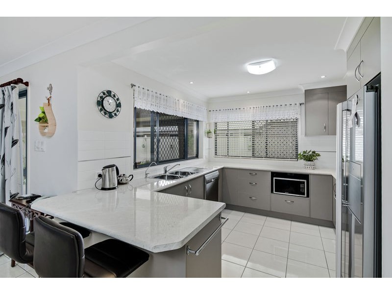 58 Lancaster Circuit, Redland Bay QLD 4165