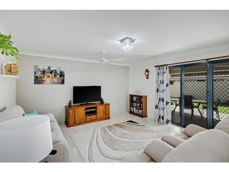 58 Lancaster Circuit, Redland Bay QLD 4165