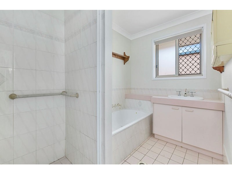 14 Estelle Street, Birkdale QLD 4159