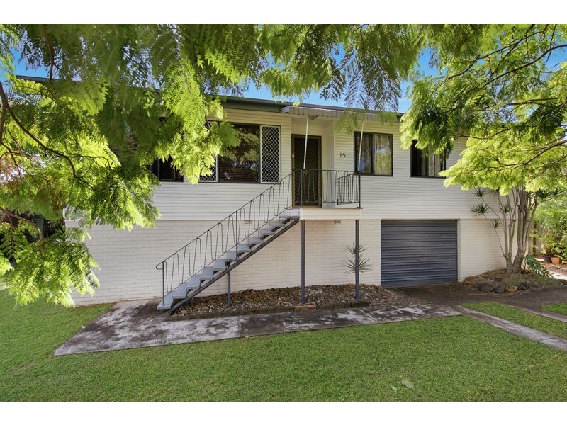 15 Station Street, Wellington Point QLD 4160