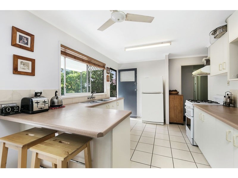 15 Station Street, Wellington Point QLD 4160
