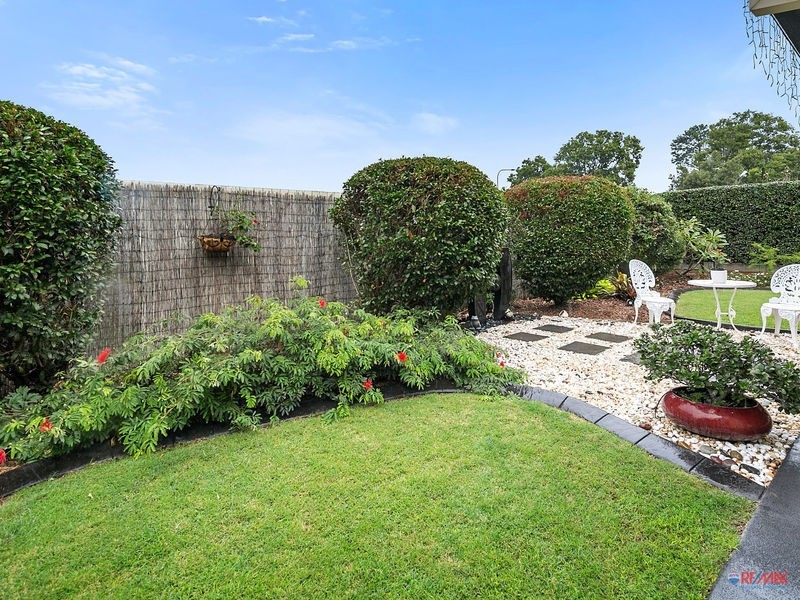 15 Caswell Crescent, Redland Bay QLD 4165