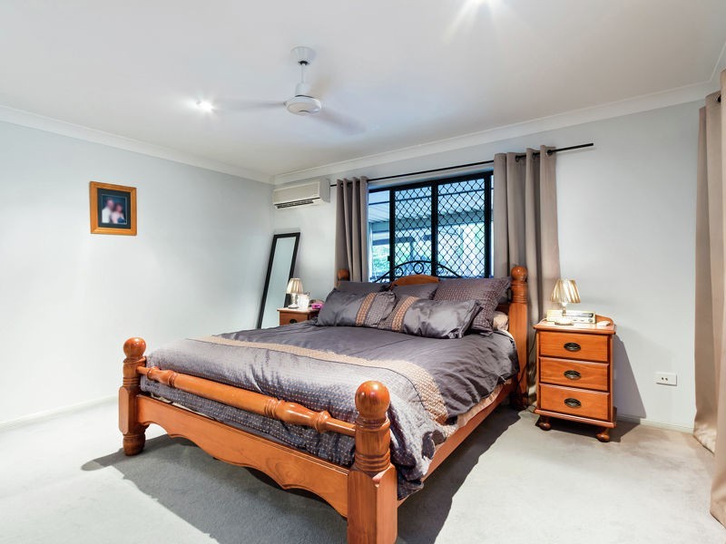 28 Grevillea St, Redland Bay QLD 4165