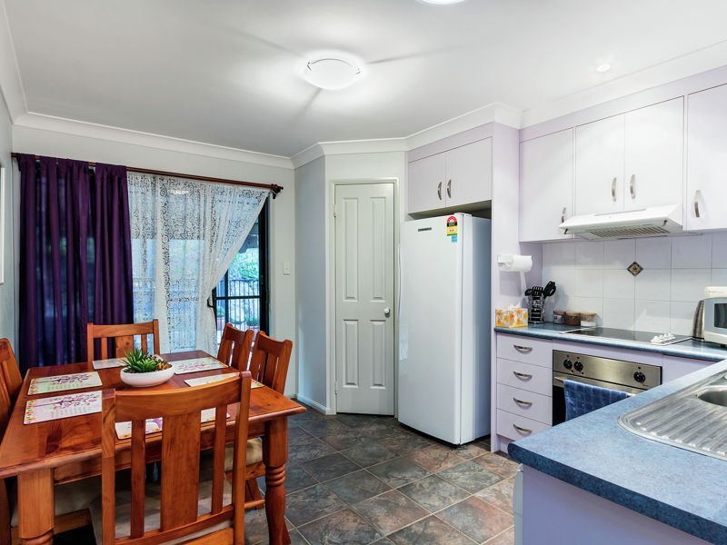 28 Grevillea St, Redland Bay QLD 4165