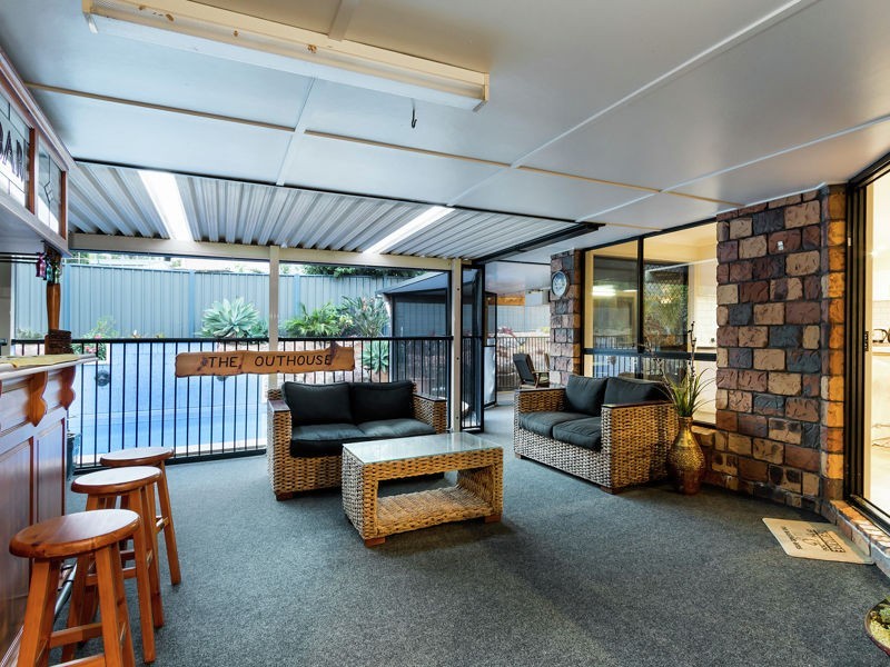 28 Grevillea St, Redland Bay QLD 4165