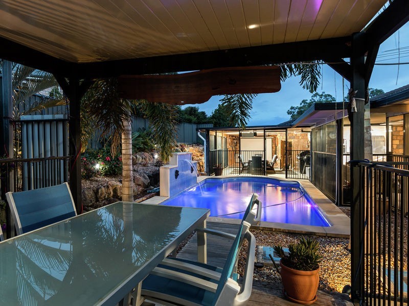 28 Grevillea St, Redland Bay QLD 4165