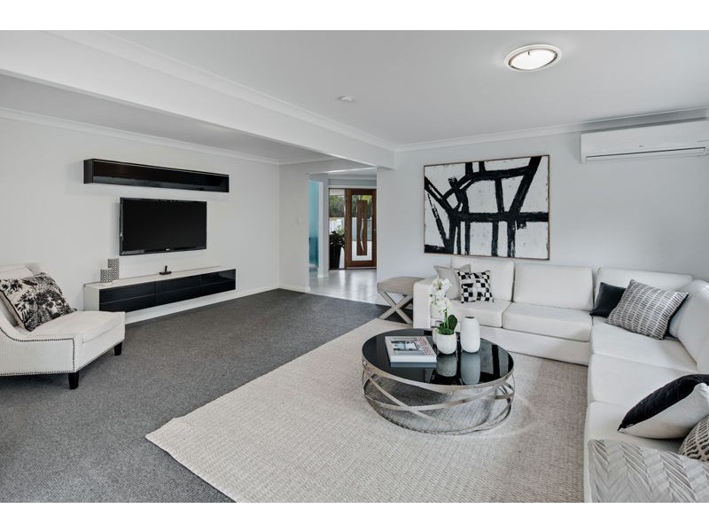 7 Captains Court, Raby Bay QLD 4163