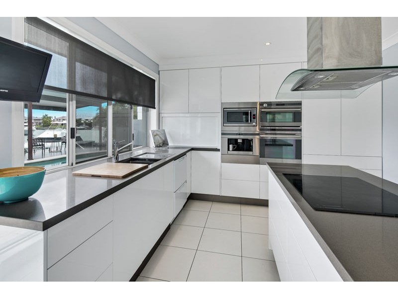 7 Captains Court, Raby Bay QLD 4163