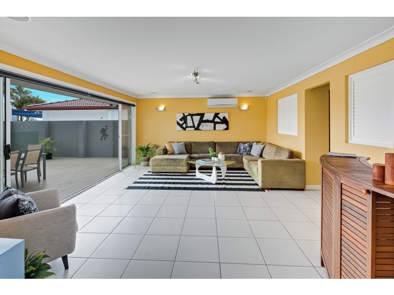 7 Captains Court, Raby Bay QLD 4163