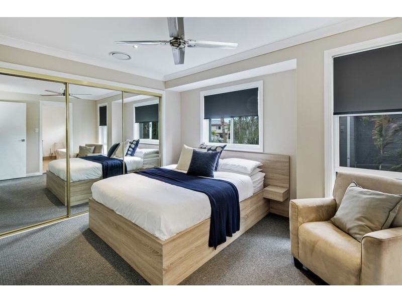 7 Captains Court, Raby Bay QLD 4163