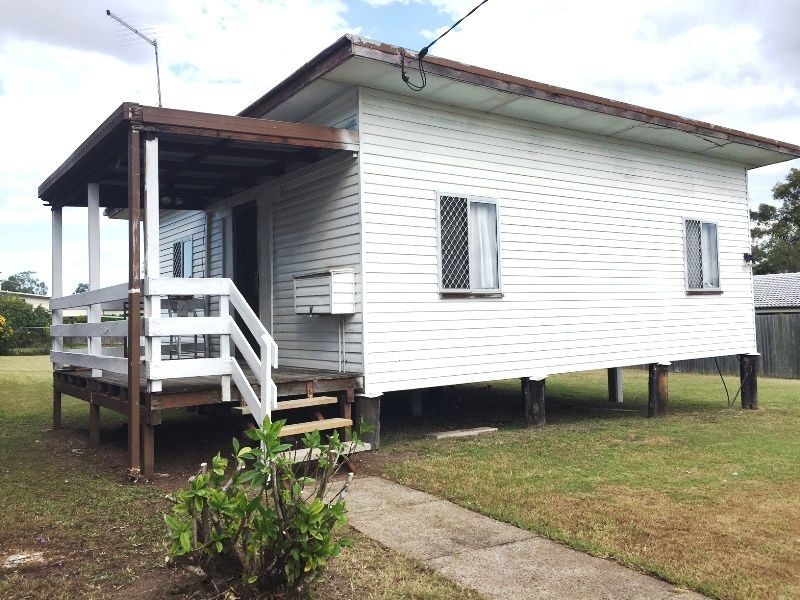 4 Garfield Road, Logan Central QLD 4114