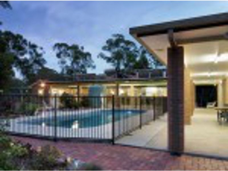 28 Henderson Road, Sheldon QLD 4157