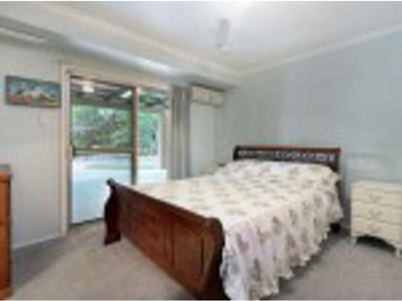 28 Henderson Road, Sheldon QLD 4157