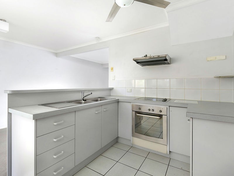 2/46 PITTWIN ROAD SOUTH, Capalaba QLD 4157