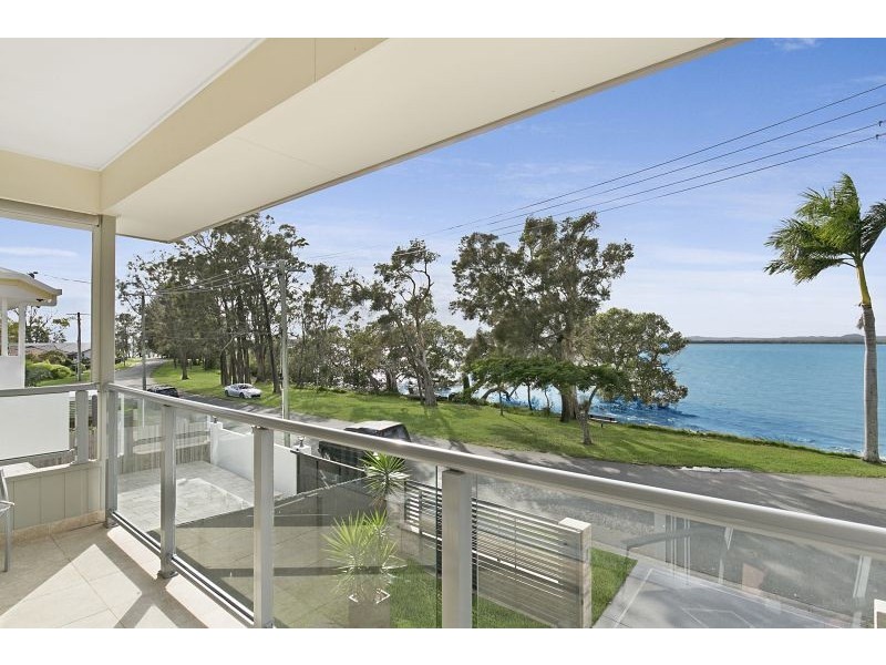111 Torquay Road, Redland Bay QLD 4165