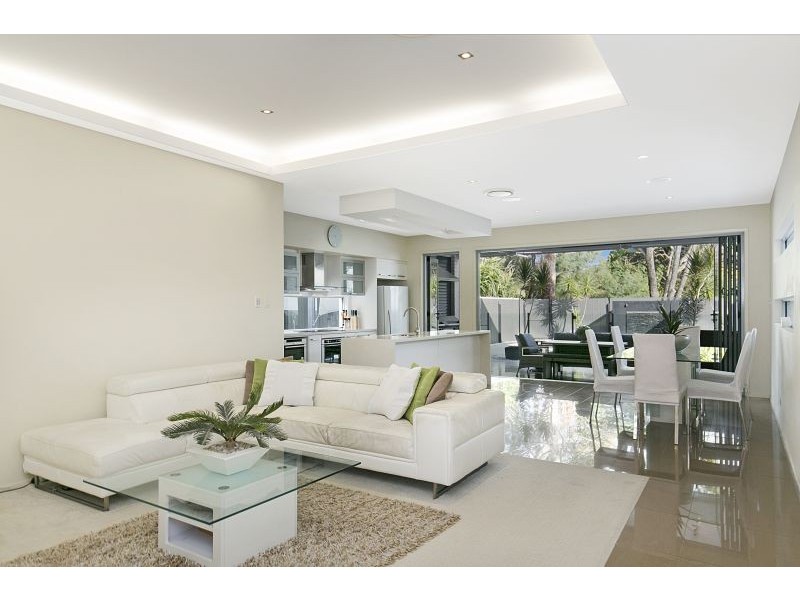 111 Torquay Road, Redland Bay QLD 4165