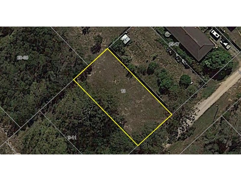 13 Lakeside Avenue, Macleay Island QLD 4184