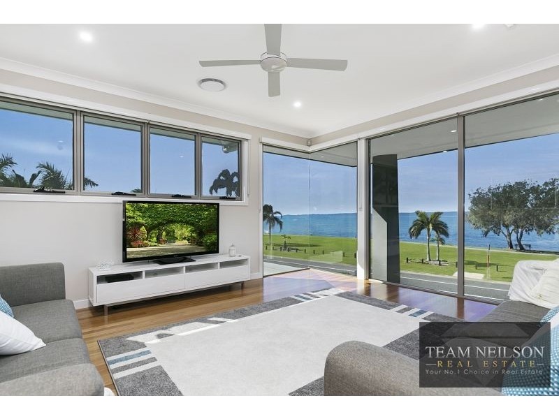 17 Orana Esplanade, Victoria Point QLD 4165