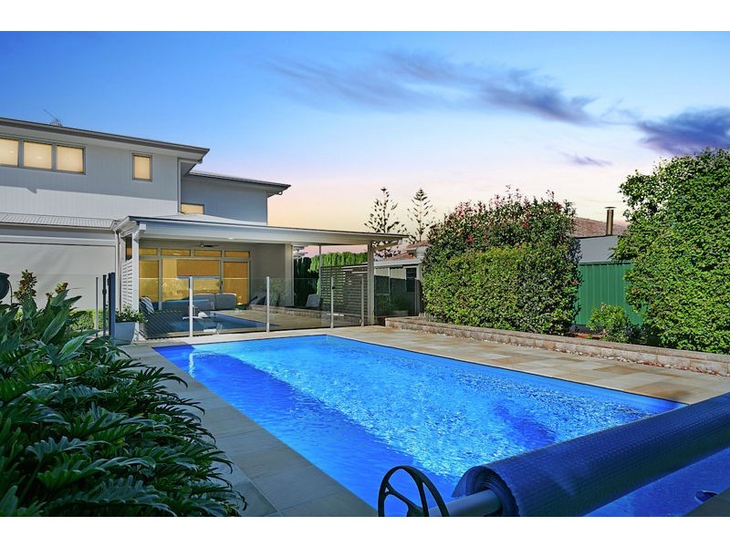 17 Orana Esplanade, Victoria Point QLD 4165