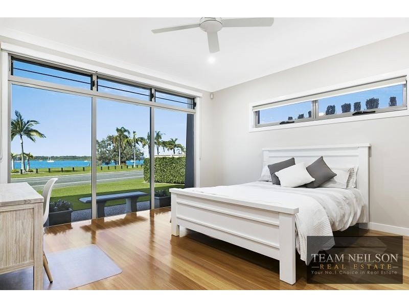 17 Orana Esplanade, Victoria Point QLD 4165
